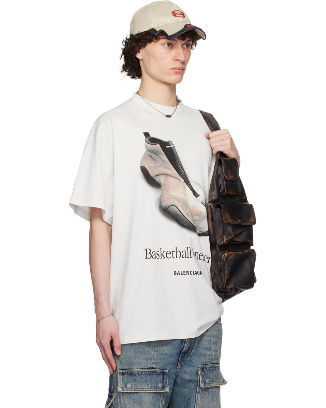 【関税込み】Balenciaga Basketball Sneaker Tシャツ Balenciaga Basketball Sneaker T-shirt | White | FARFETCH OM
