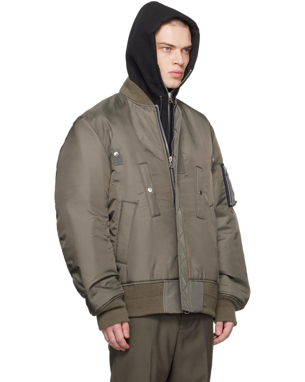 メンズ Sacai カーキ リバーシブル ジップアップ ボンバー メンズ Sacai カーキ リバーシブル ジップアップ ボンバー