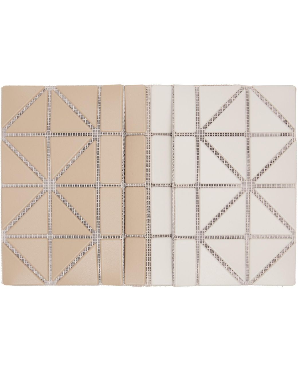 Issey Miyake Natural W Color Card Holder