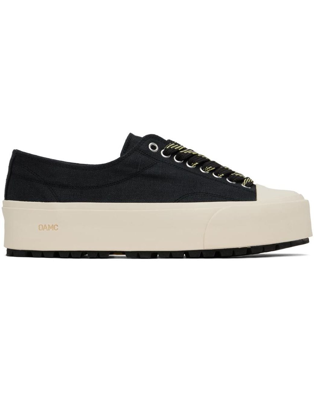 oamc-BLACKWHITE-Ridge-Vulc-Low 