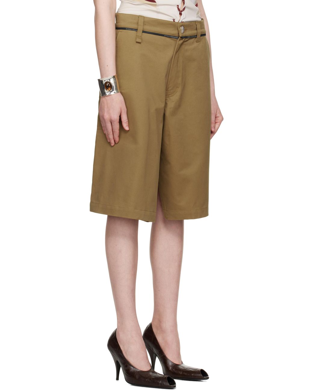 【関税込み】Martine Rose カーキ Twisted Skate ショートパンツ Martine Rose カーキ Twisted Skate ショートパンツ ナチュラル