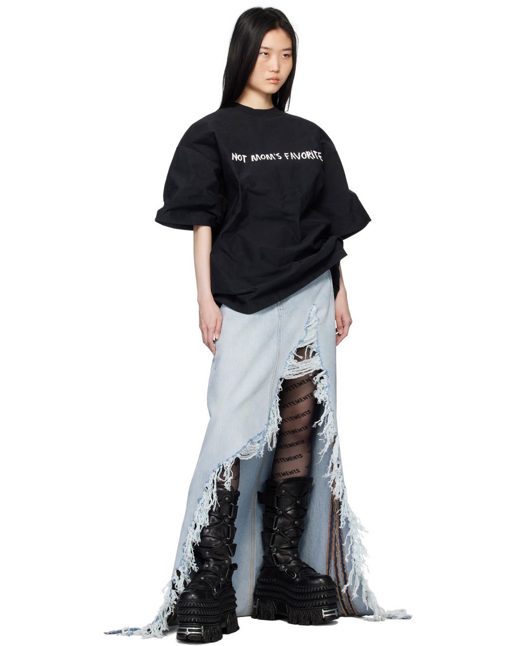 【VETEMENTS】lized Wrinkled Not Mom's Favorite Tシャツ VETEMENTS Black Metalized Wrinkled 'Not Mom's Favorite' T
