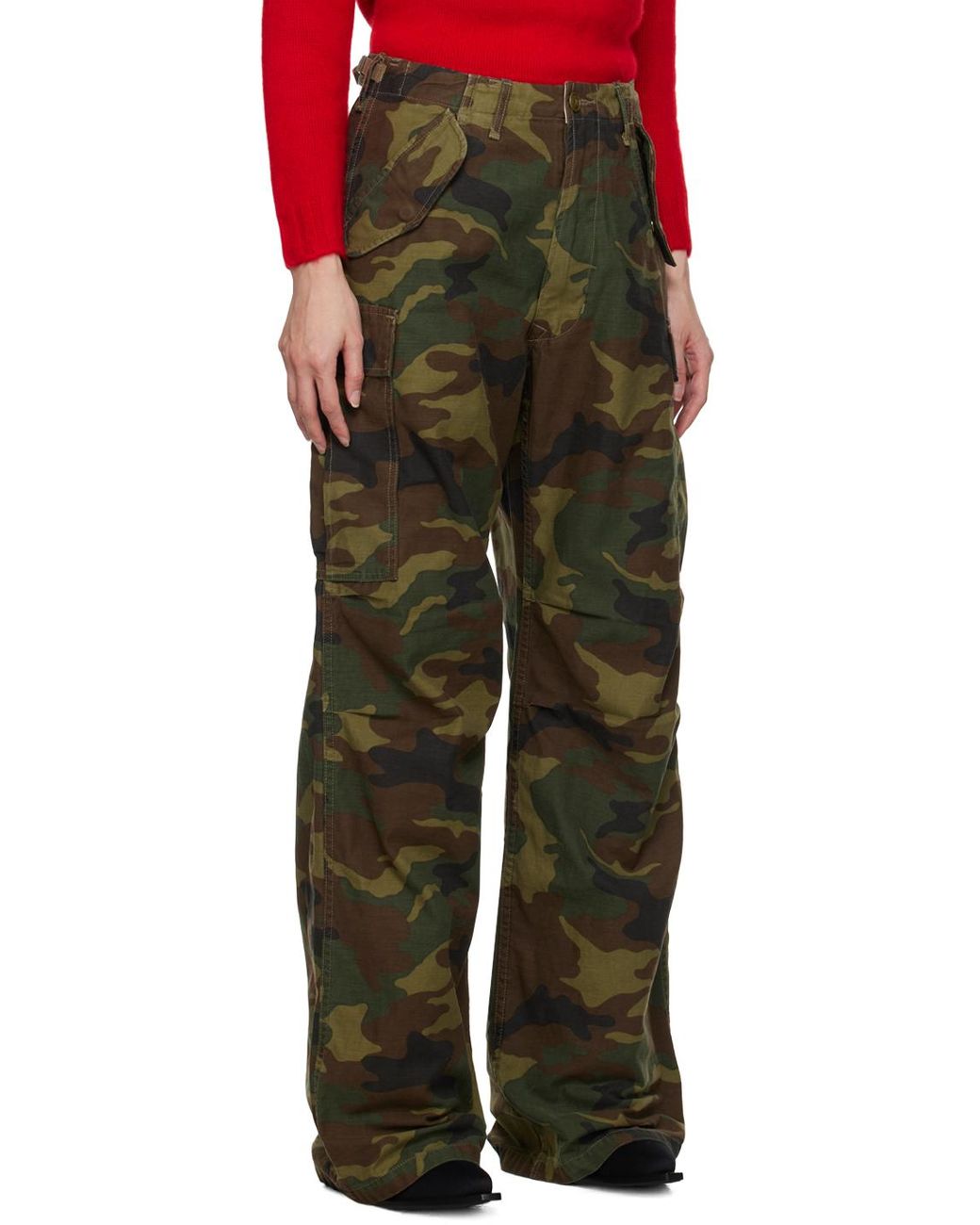 Green hot sale camouflage trousers