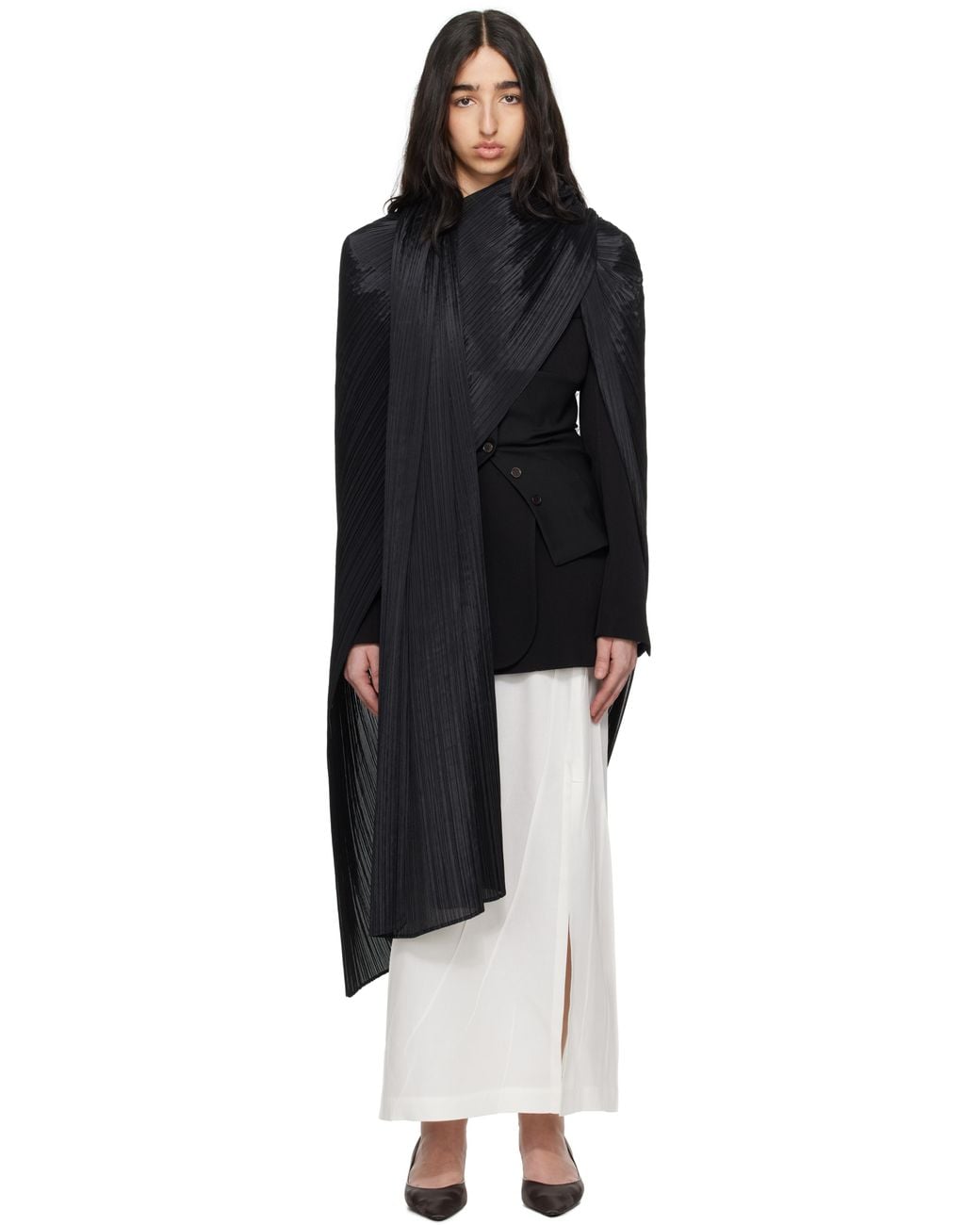 ストール+パシュミナ PLEATS PLEASE BASIC MADAME-T SMALL BLACK Pleats Please Issey Miyake Black Basic Madame-T Stole | Harrods QA