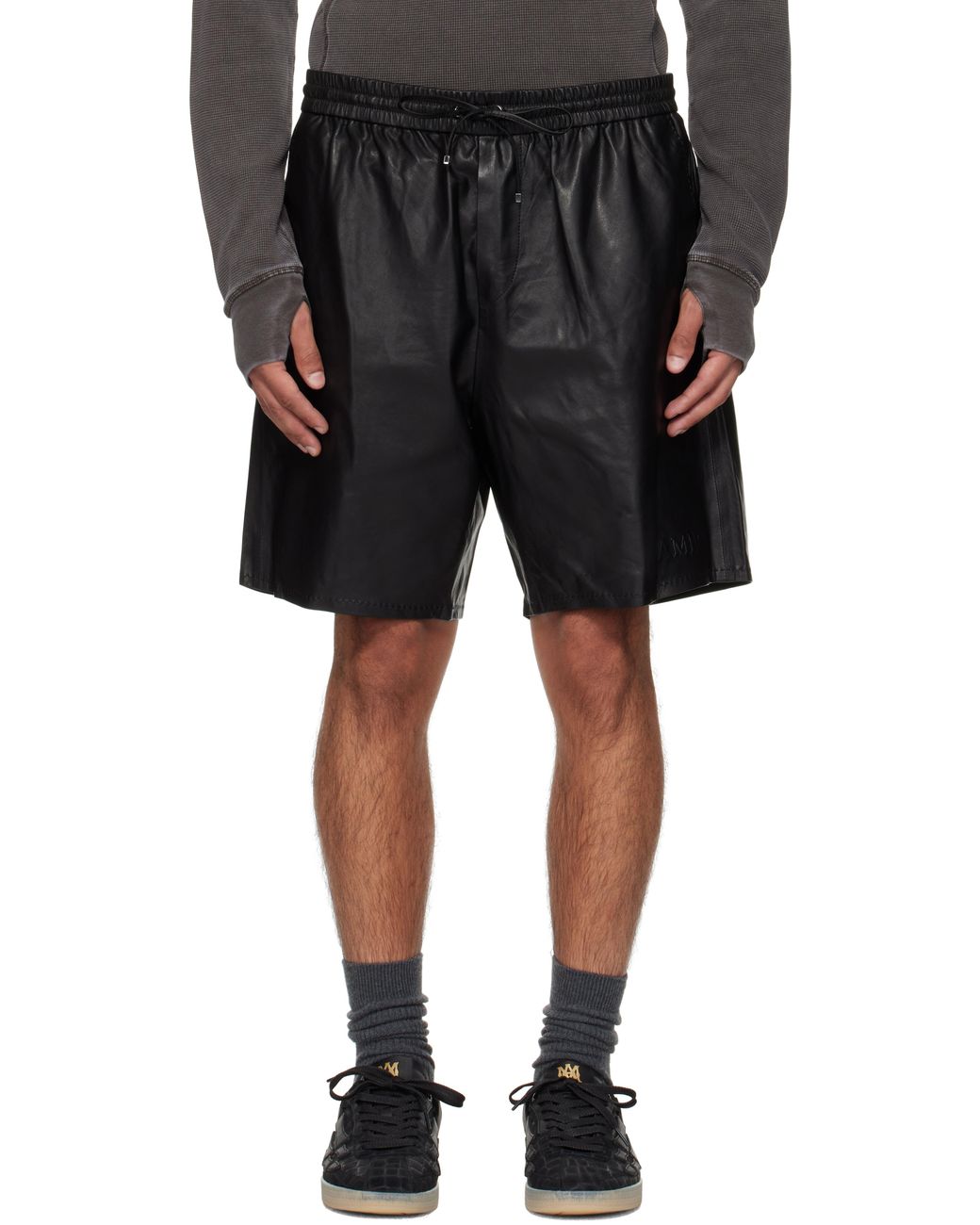 AMIRI ブラックショートパンツ フリンジ裾 AMIRI ブラックショートパンツ フリンジ裾