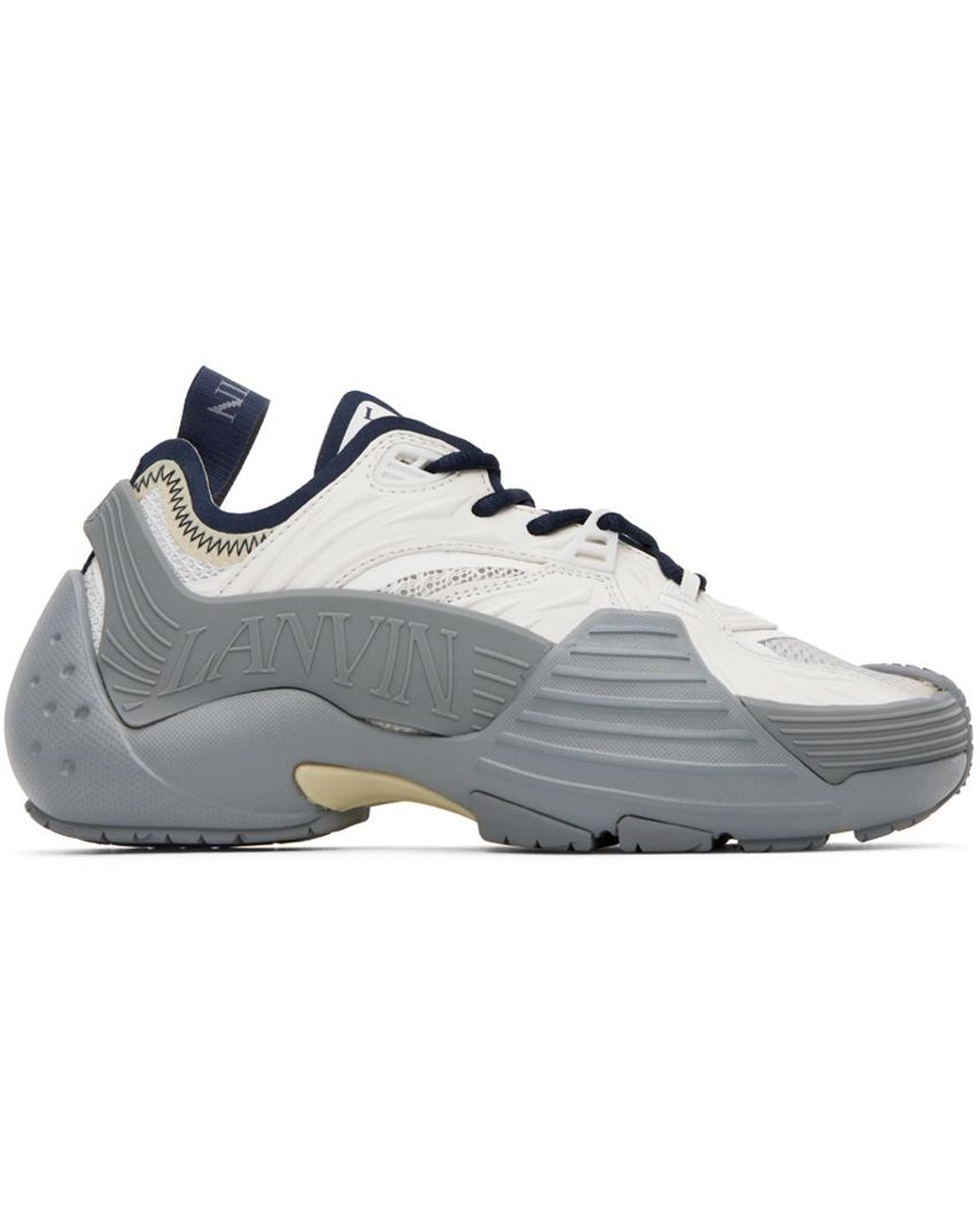 Yeezy shop 700 ssense