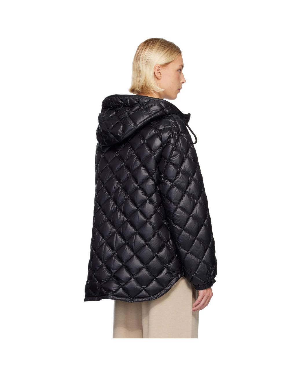 Moncler Black Diamond-Quilted Hooded Short Down Jacket