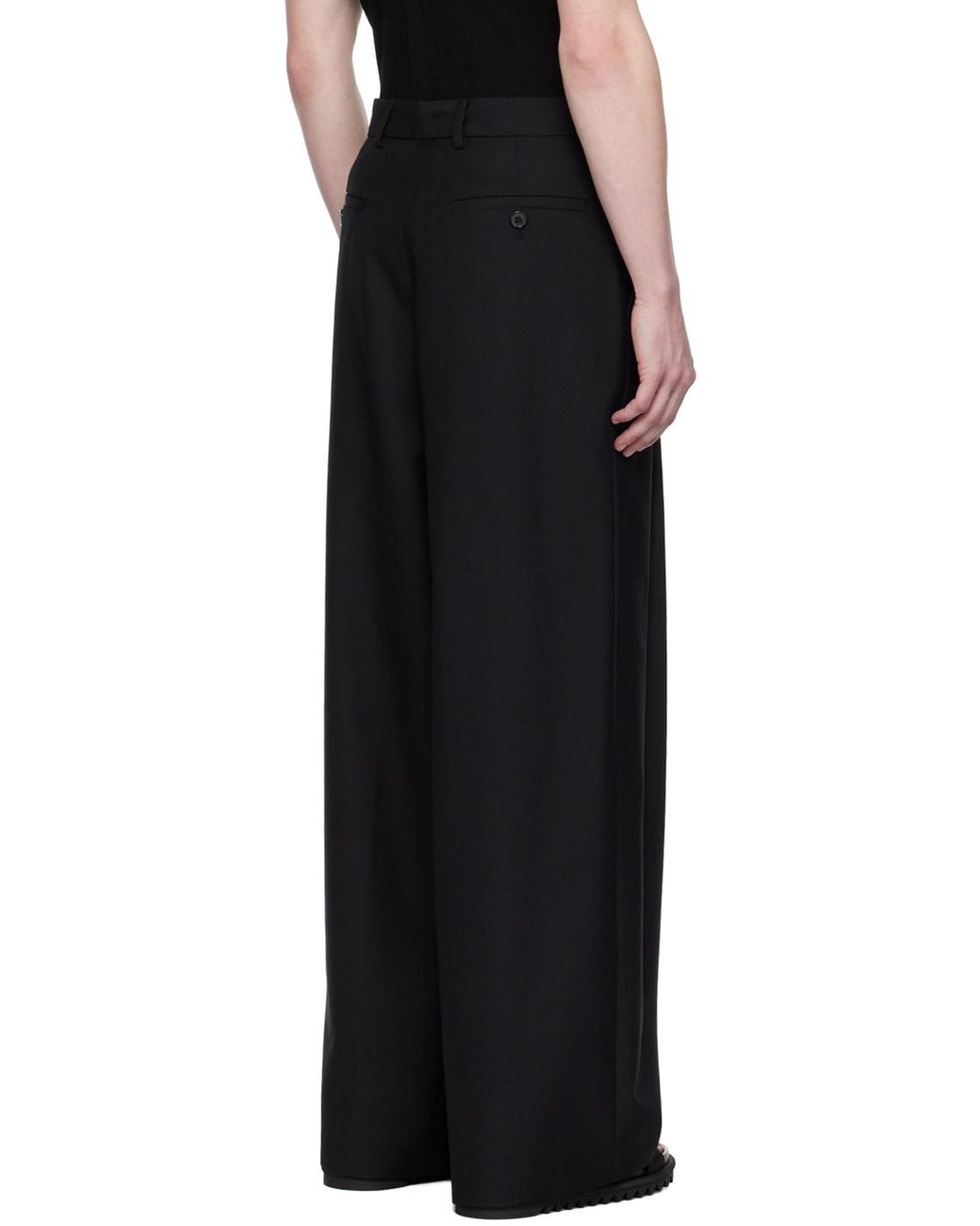 dries-van-noten-BLACK-.jpeg