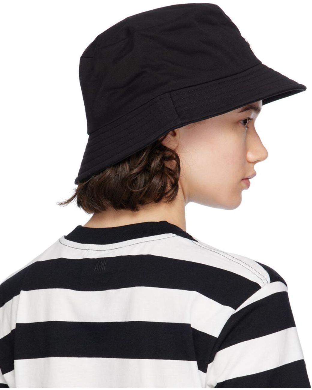 ★AMI PARIS★Black Cotton Ami de coeur Embroidery Bucket★ 23974169_59627751_600.jpg