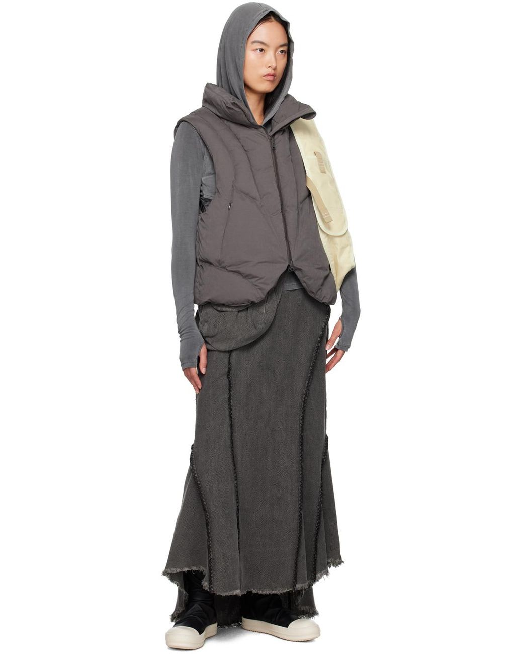 HYEIN SEO PADDED VEST ダウンベスト　アイボリー Hyein Seo - PADDED VEST | HBX - Globally Curated Fashion and