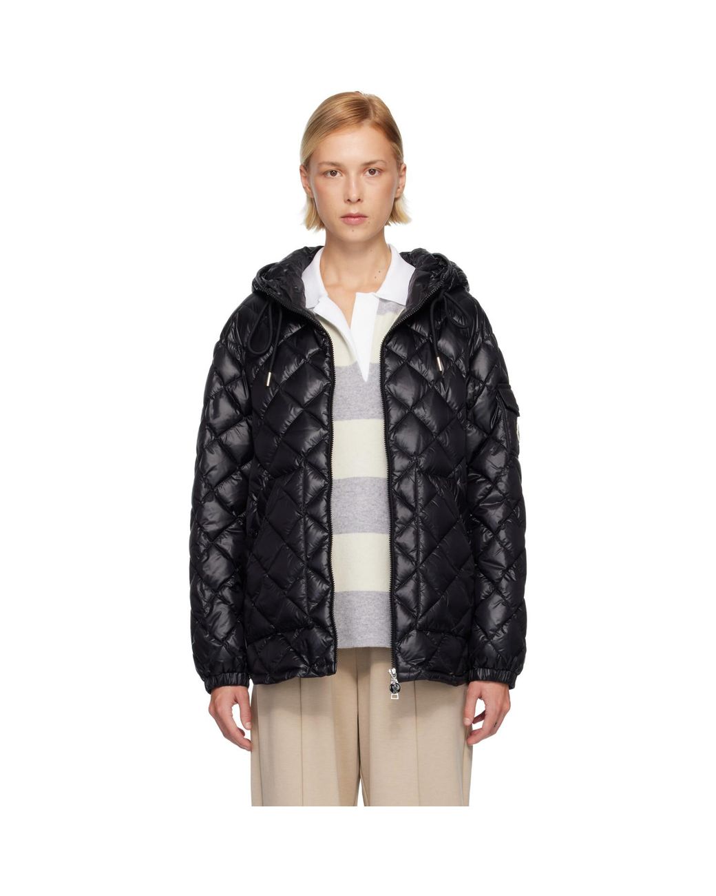 Moncler Black Diamond-Quilted Hooded Short Down Jacket