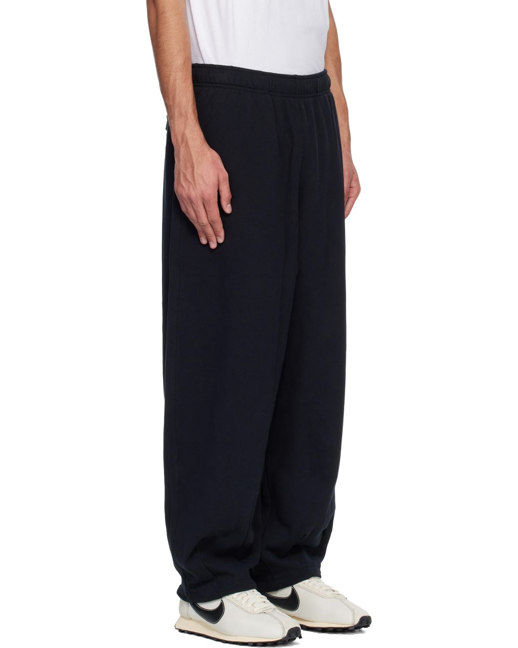 nike club cuffed fleece pants black