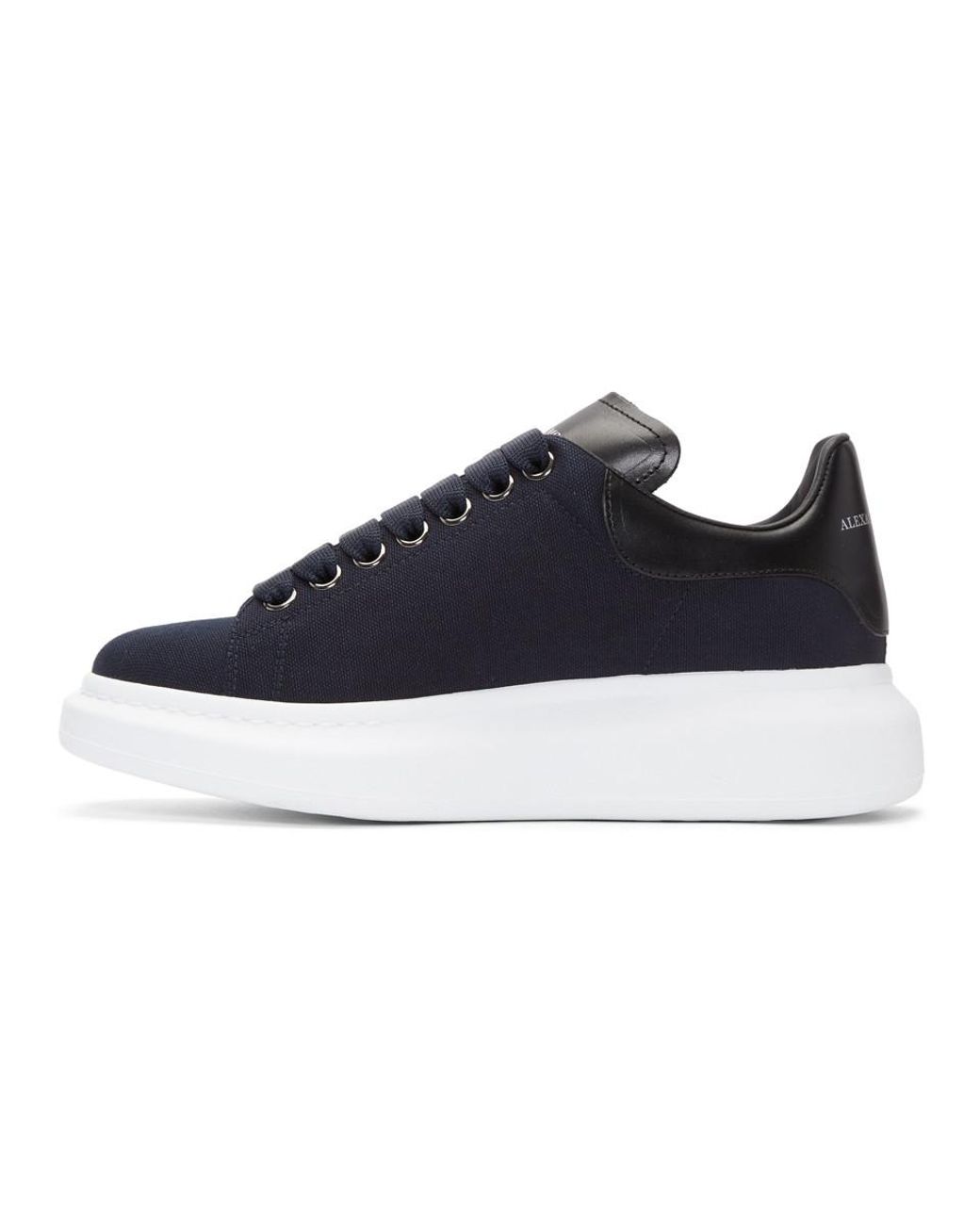 Alexander mcqueen bleu marine hotsell