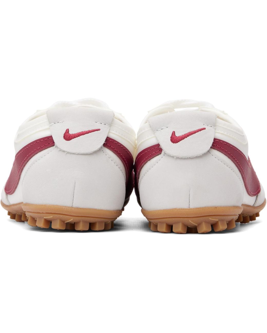 Baskets Moon Og Blanches Nike en coloris Pink
