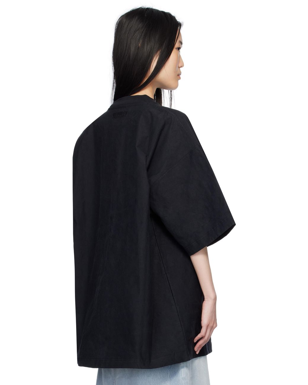 【VETEMENTS】lized Wrinkled Not Mom's Favorite Tシャツ Black Metalized Wrinkled 'Not Mom's Favorite' T-shirt by