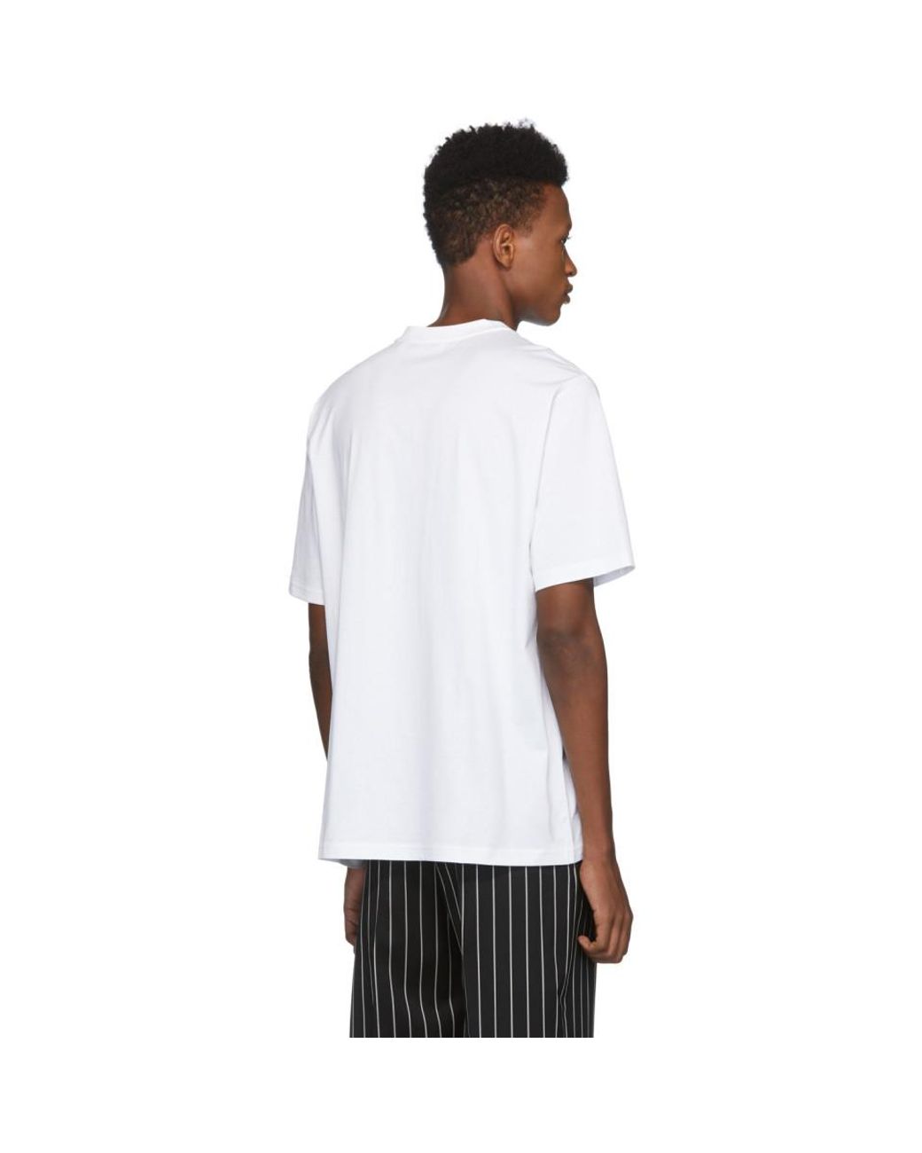 お買い得！！★ バーバリー ★ Ellison Tシャツ Burberry 8053010 Graphic Print Ellison Black T-shirt, S, M
