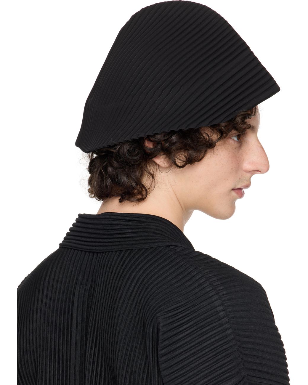 帽子 HOMME PLISSE a piece of mobile Homme Plissé Issey Miyake 'A Piece Of Mobile' Hat in Black for Men