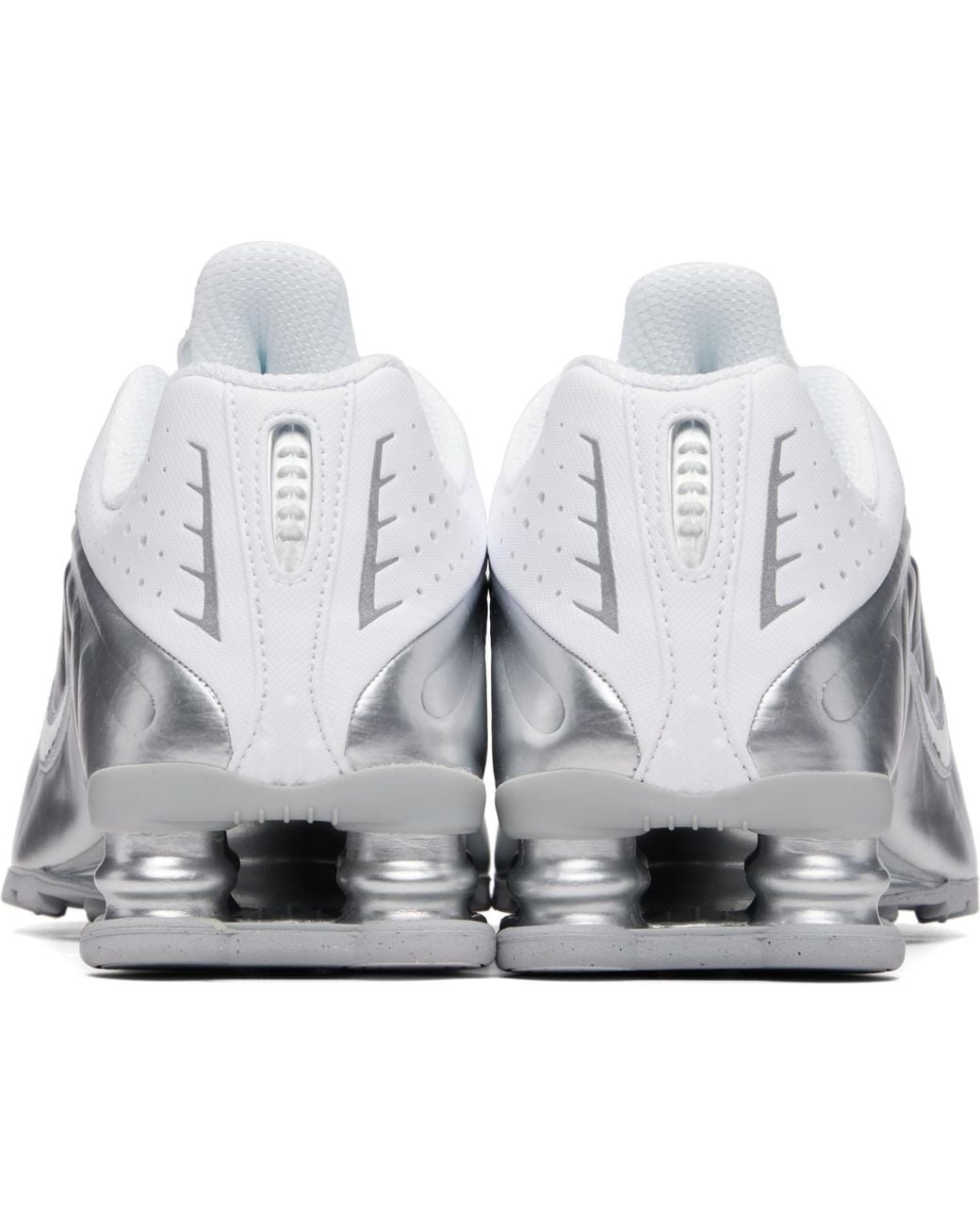 Nike Gray Shox R4 Se Sneakers for men
