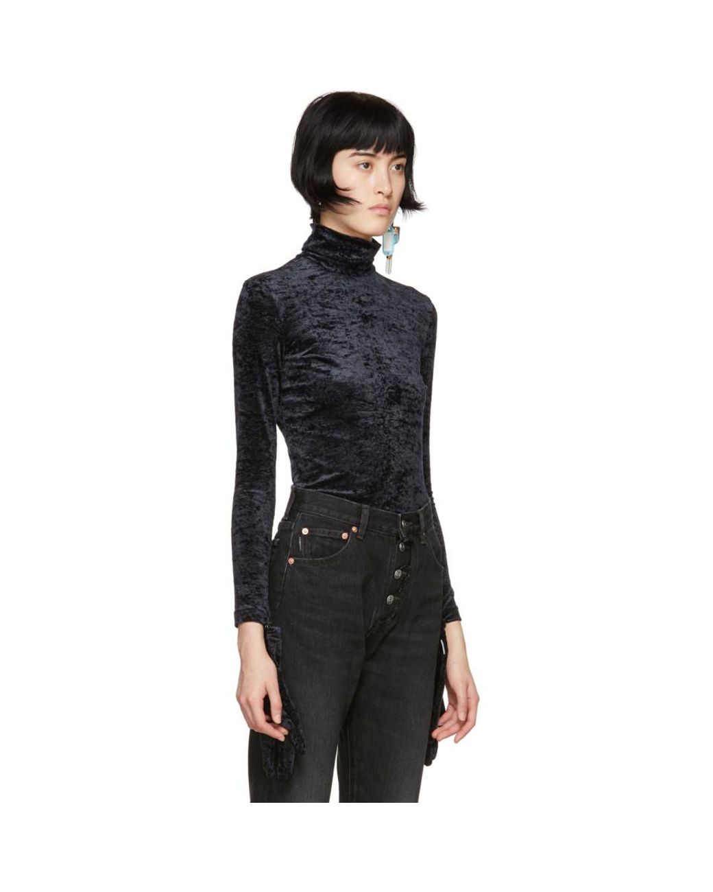 Balenciaga turtleneck with gloves clearance