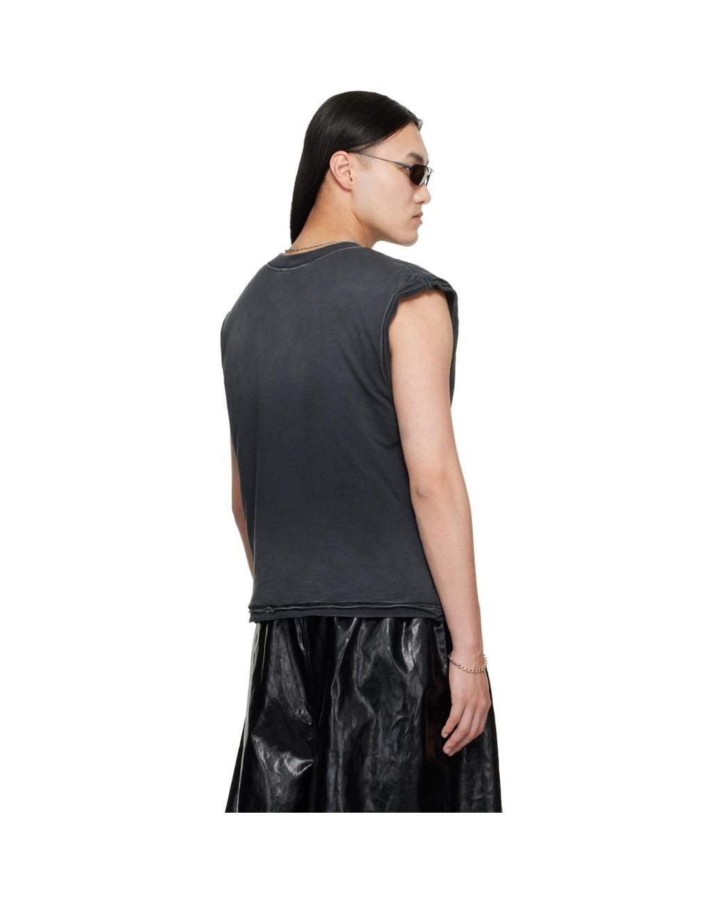 Lu'u Dan Black Wadded Sleeveless T-Shirt for men