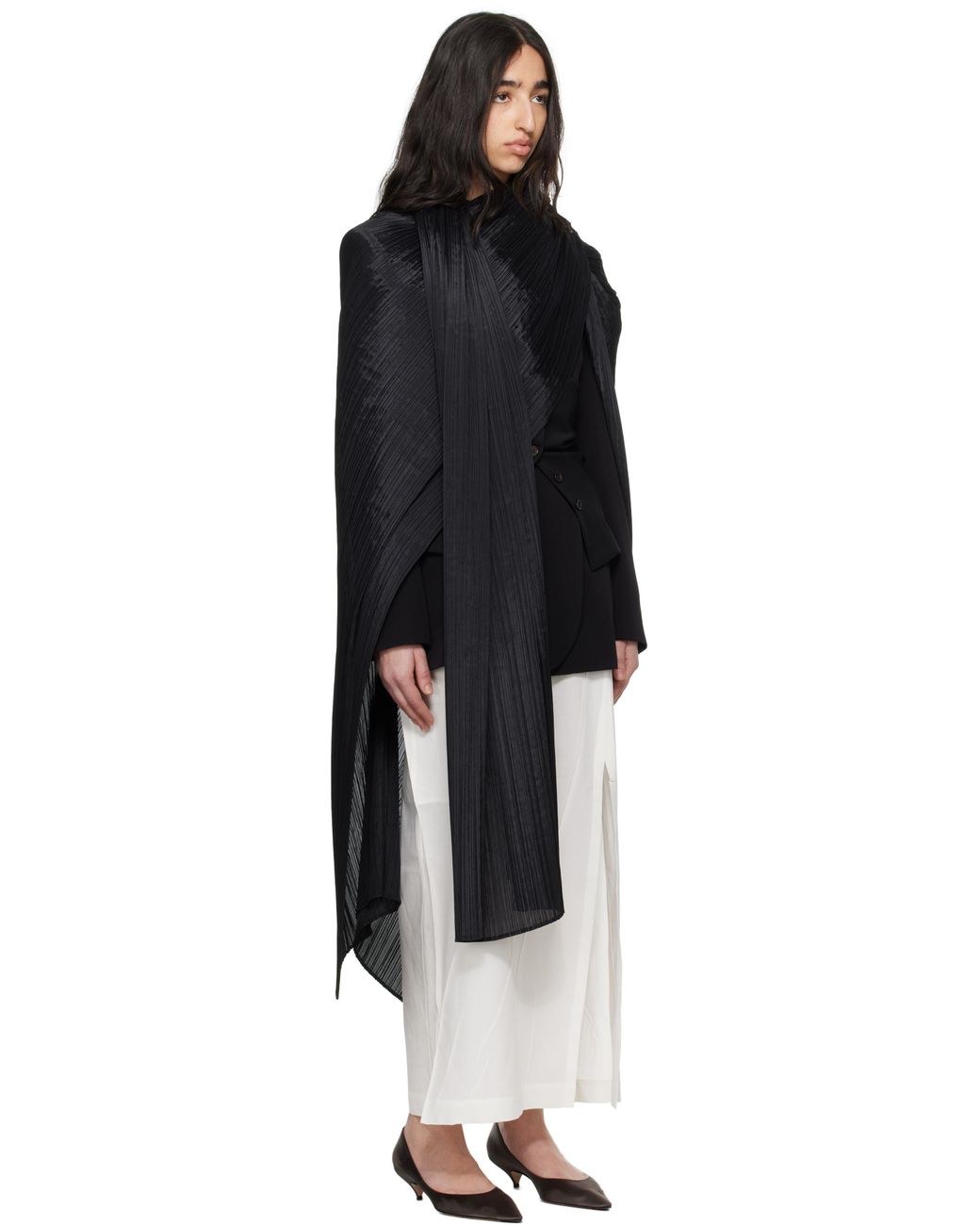 Pleats Please Issey Miyake Basic Madame-T Stole in Black | Lyst