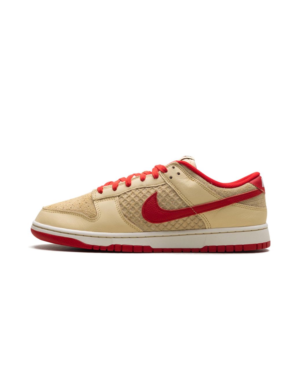 Nike Black Dunk Low "Strawberry Waffle" Hj9100 294" for men