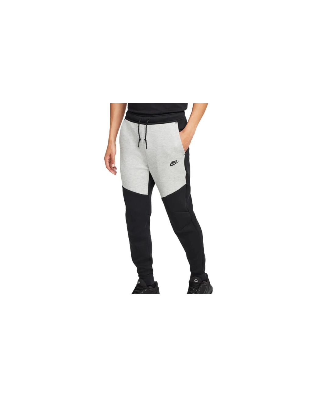 Nike Black Tech Fleece Joggers Hv0959 011" for men