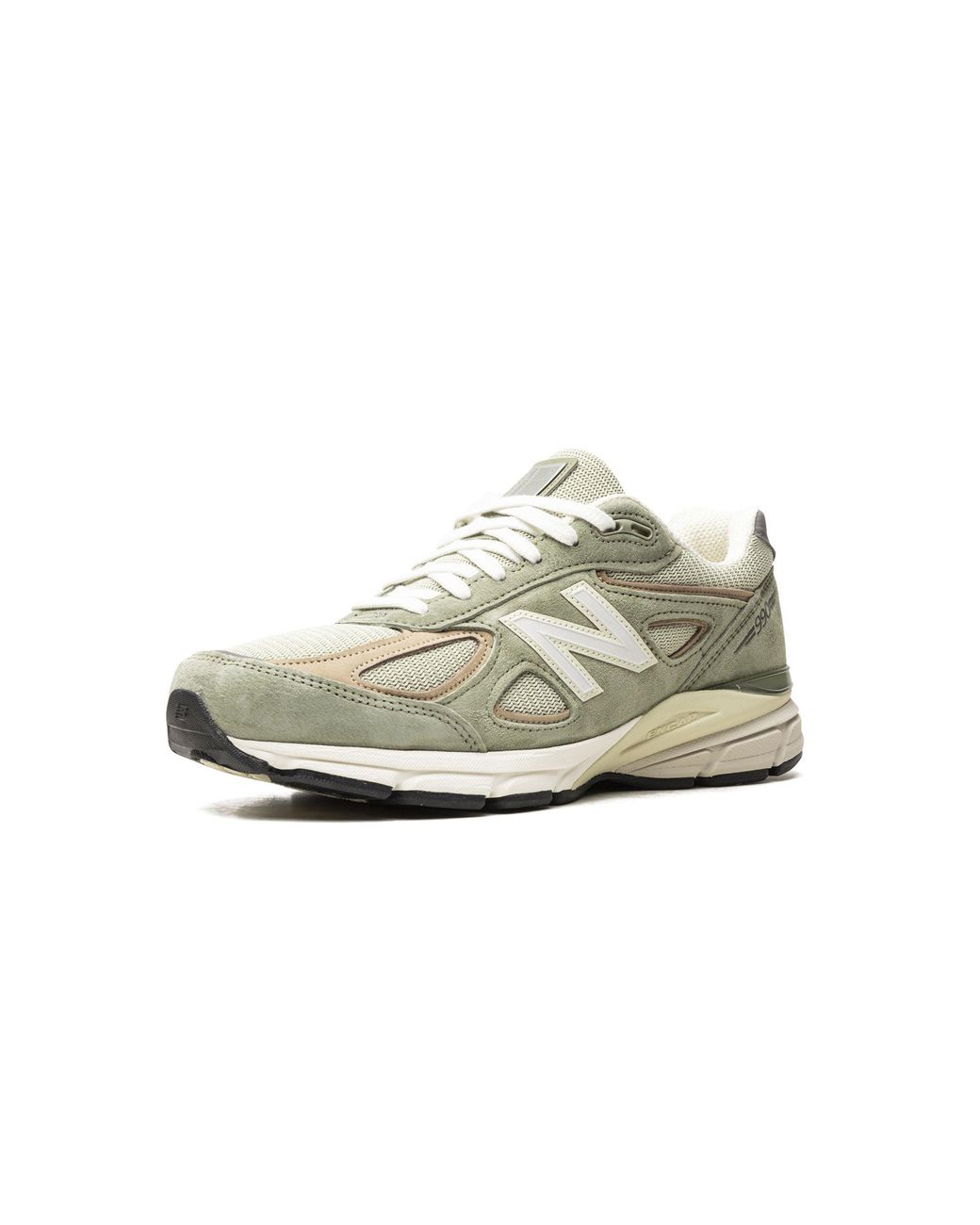 New Balance 990v4