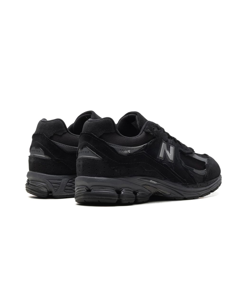 New Balance Black 2002R Gore-Tex "Protection Pack for men