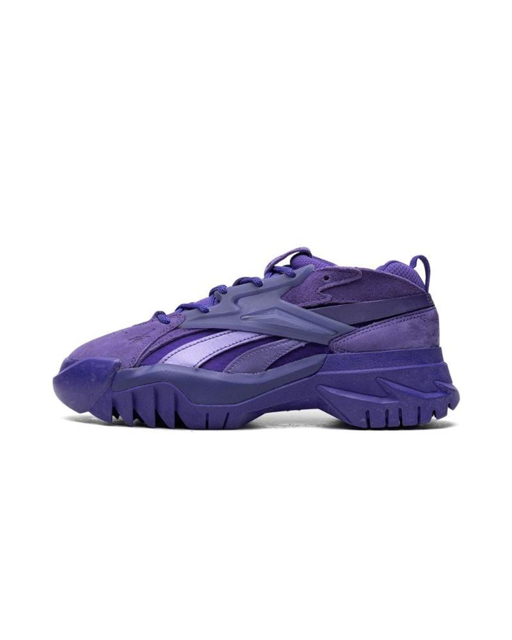 Cardi b reebok aztrek 2025