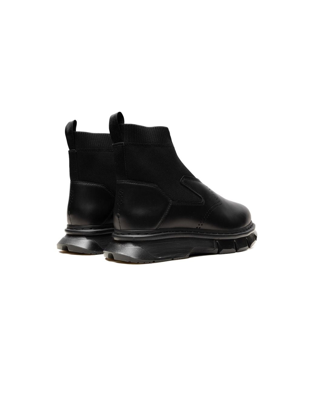 Dr. Martens Black Awri 3.0 Zip Boot Orleans 42005001" for men