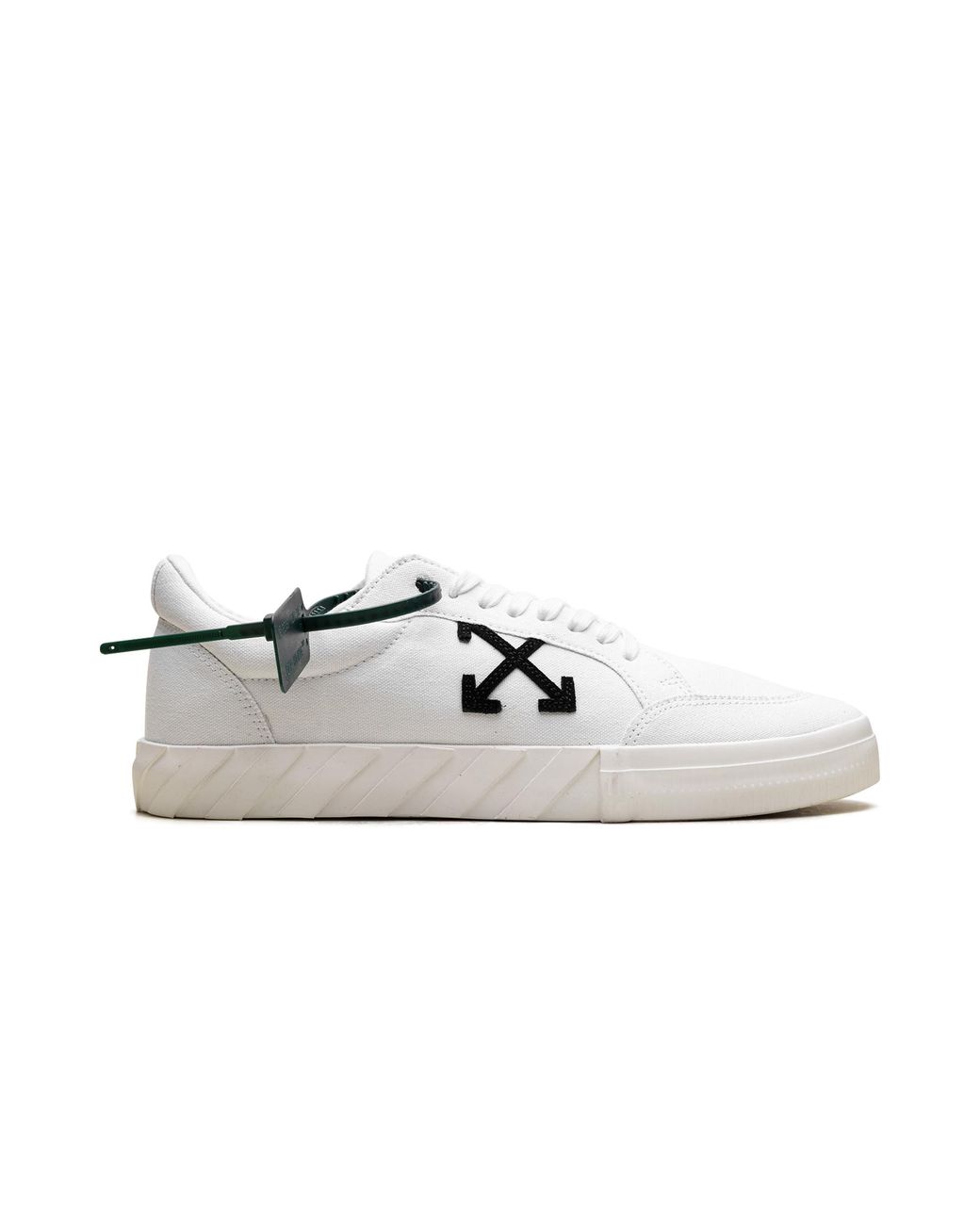 Off-White c/o Virgil Abloh Black Vulcanized Low Canvas Omia085C99Fab0020110" for men