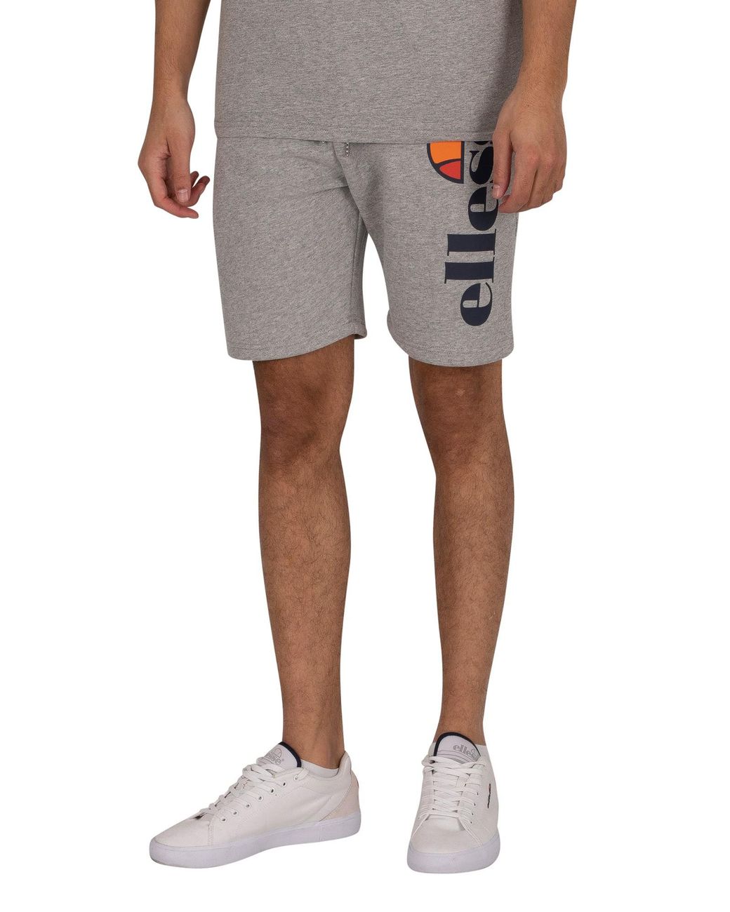 ellesse t shirt and shorts