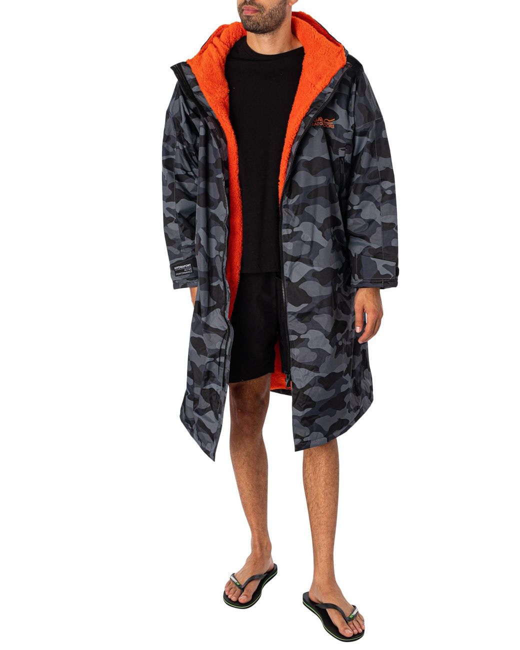 Regatta Black Waterproof Changing Robe for men