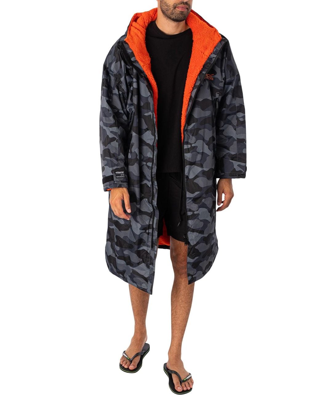 Regatta Black Waterproof Changing Robe for men