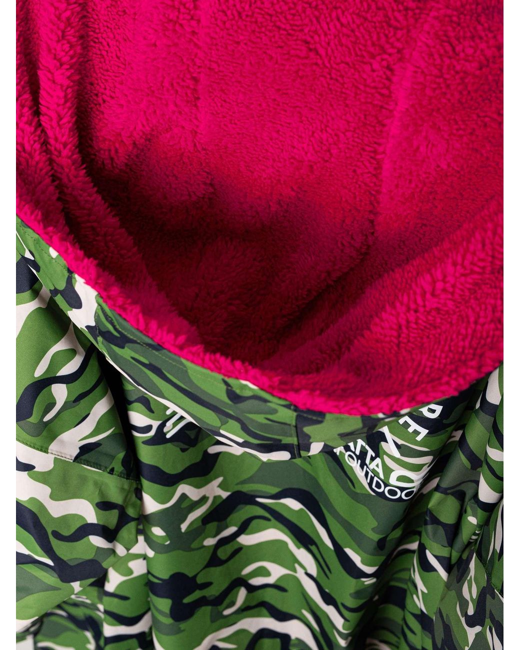 Regatta Green Waterproof Changing Robe for men