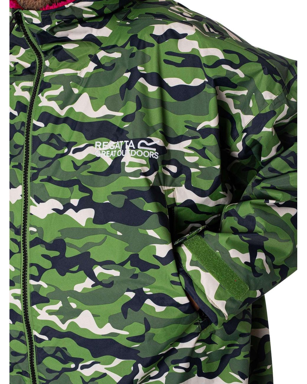 Regatta Green Waterproof Changing Robe for men