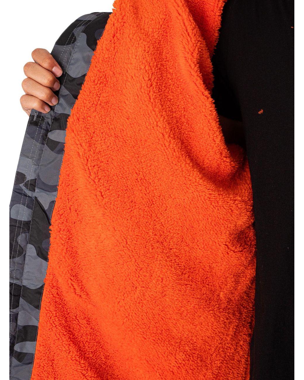 Regatta Black Waterproof Changing Robe for men