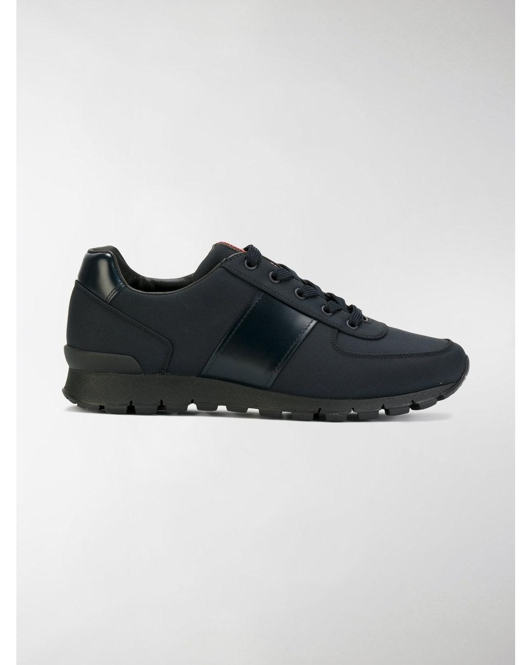 prada match race runners