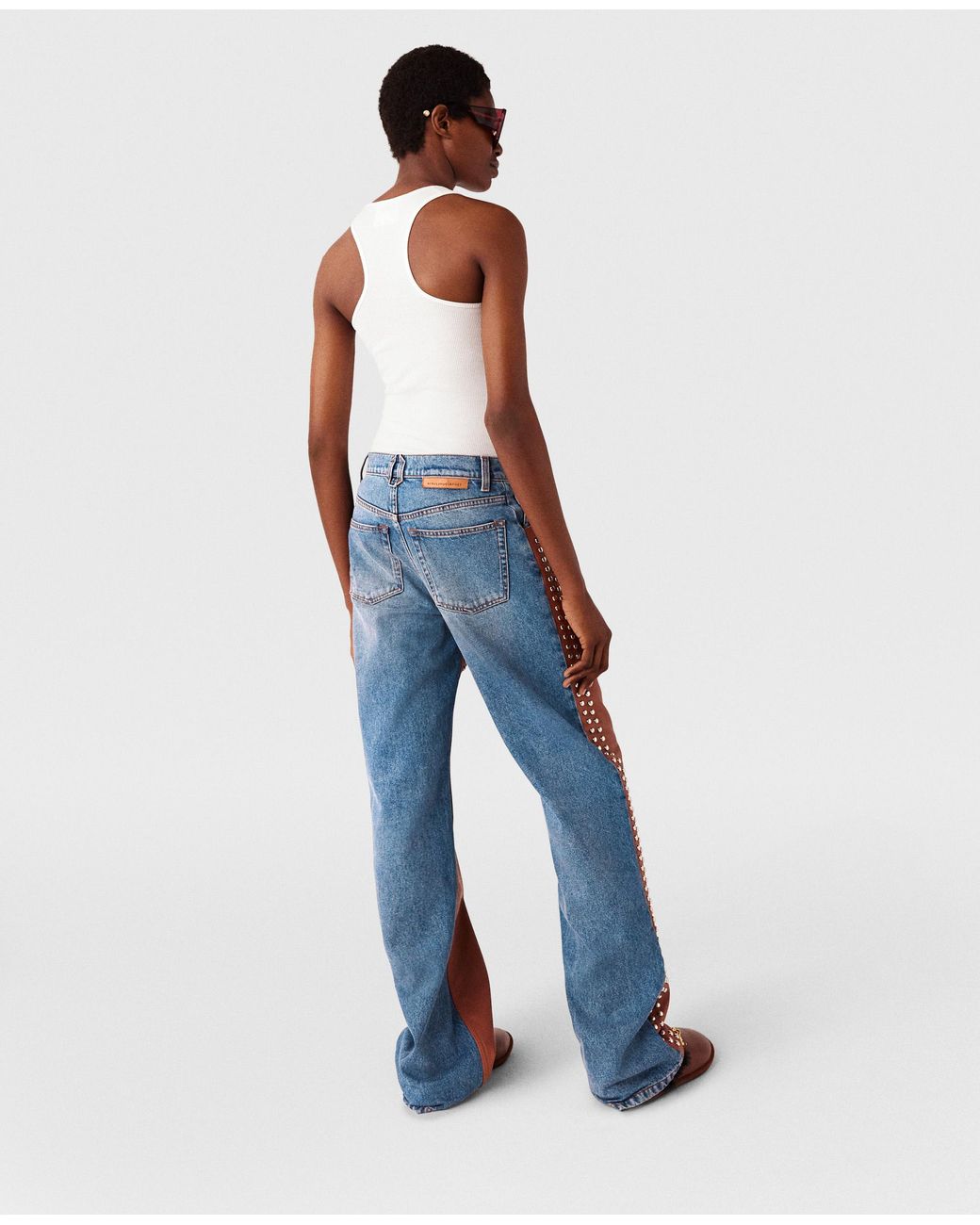 【24SS NEW】Stella McCartney / Chaps High-Rise ジーンズ Stella McCartney Altermat Denim Studded Chaps Baggy in