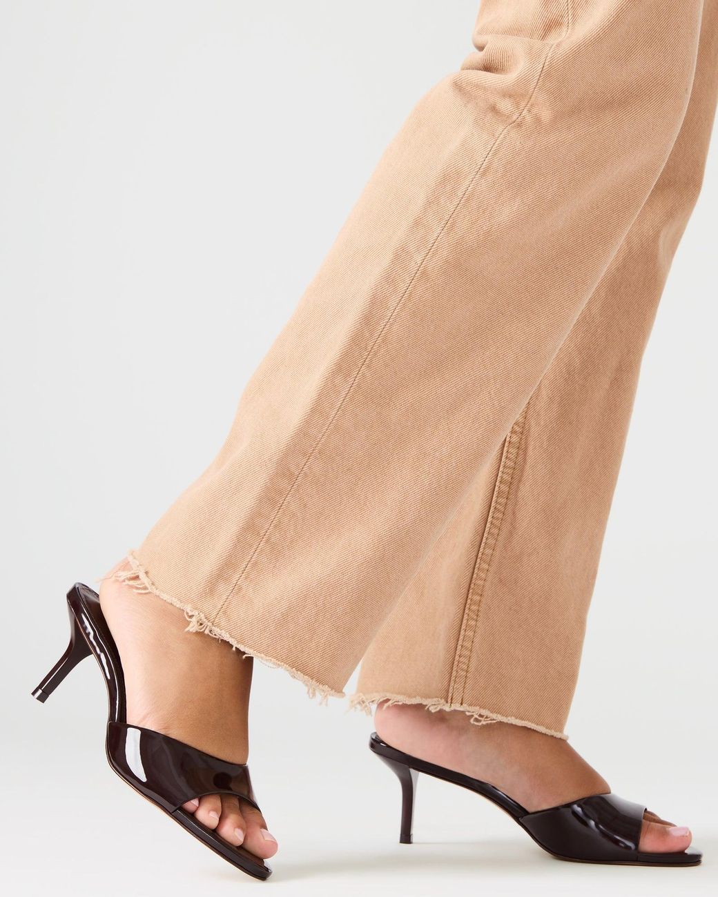 Steve Madden Natural Kendrix