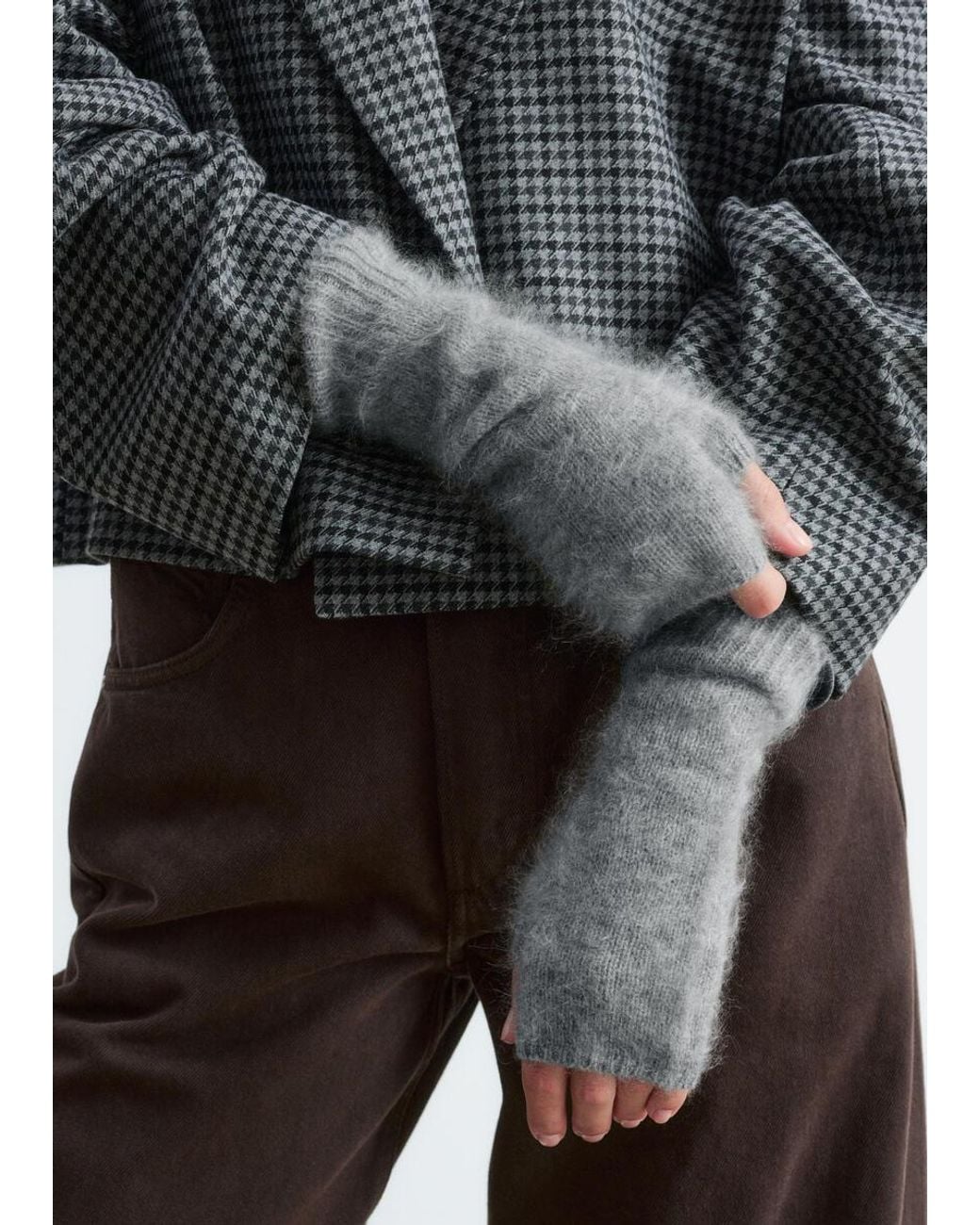 & Other Stories Gray Fingerless Cashmere Glovesf