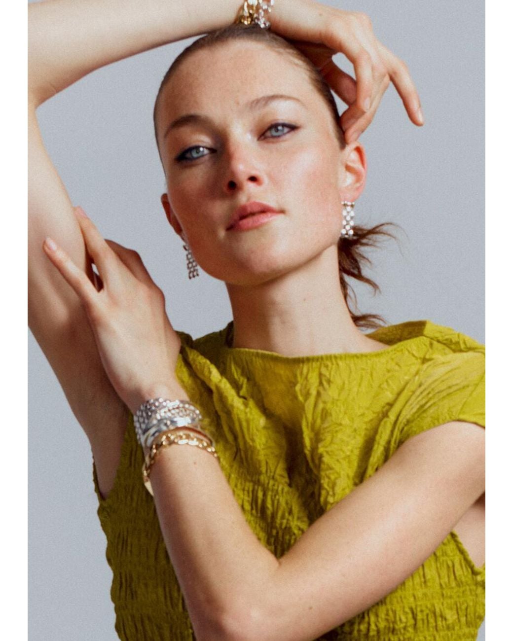 & Other Stories Gray Tubular Bangle Set