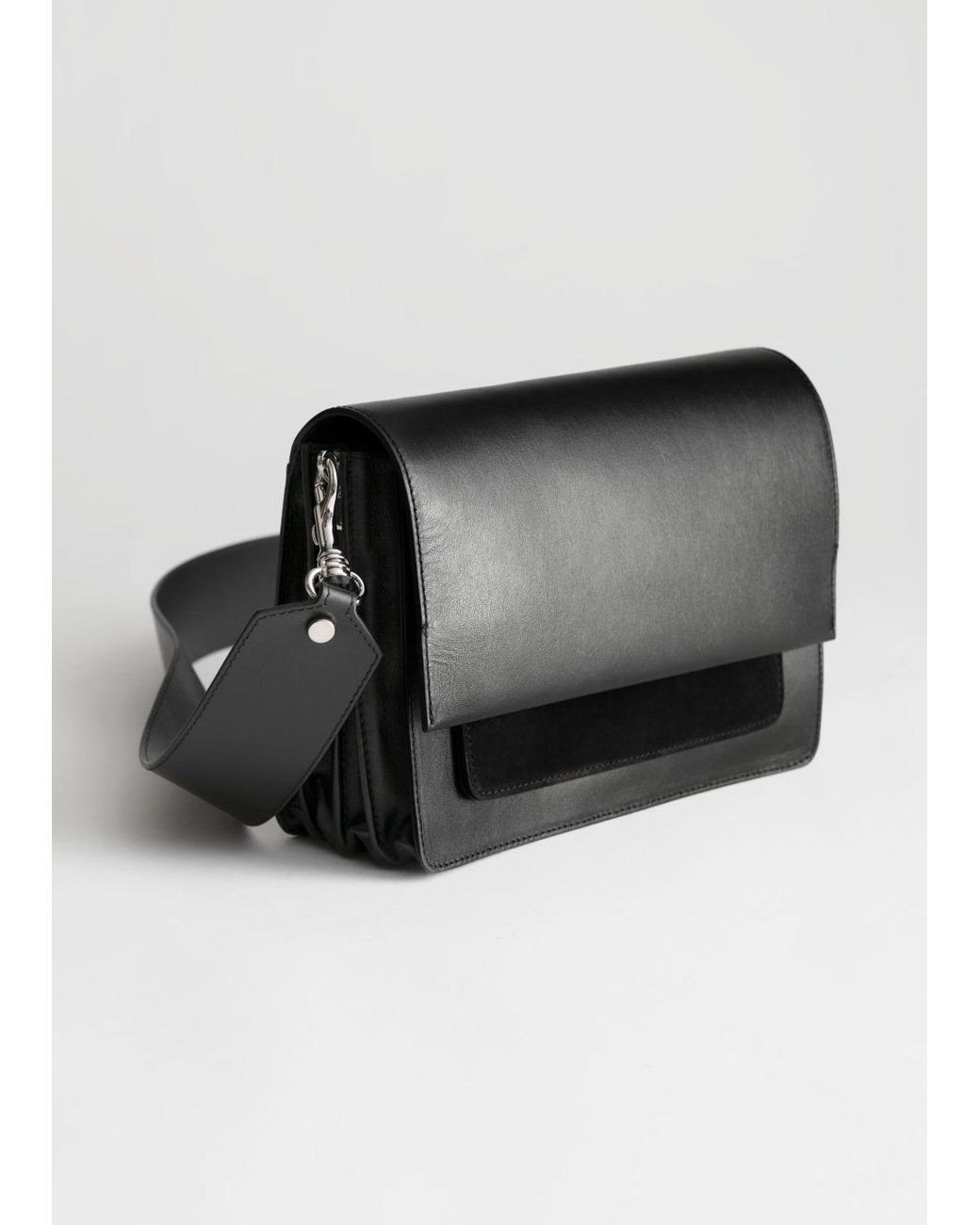 & Other Stories Short Leather Crossbody Bag in Black | Lyst UK