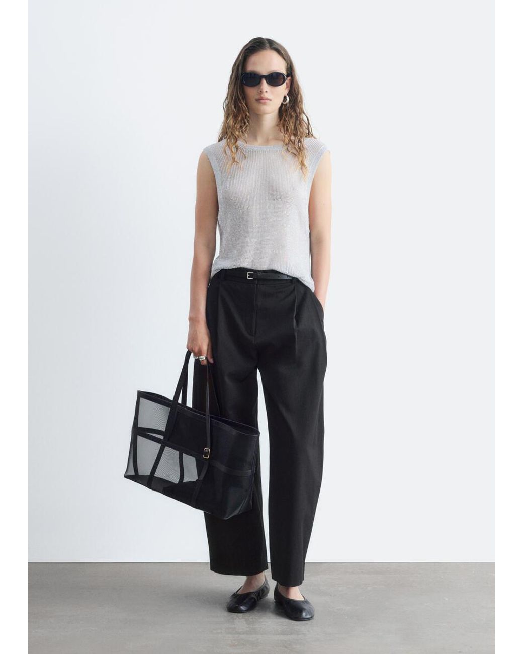 & Other Stories White Barrel‑Leg Cropped Trousers