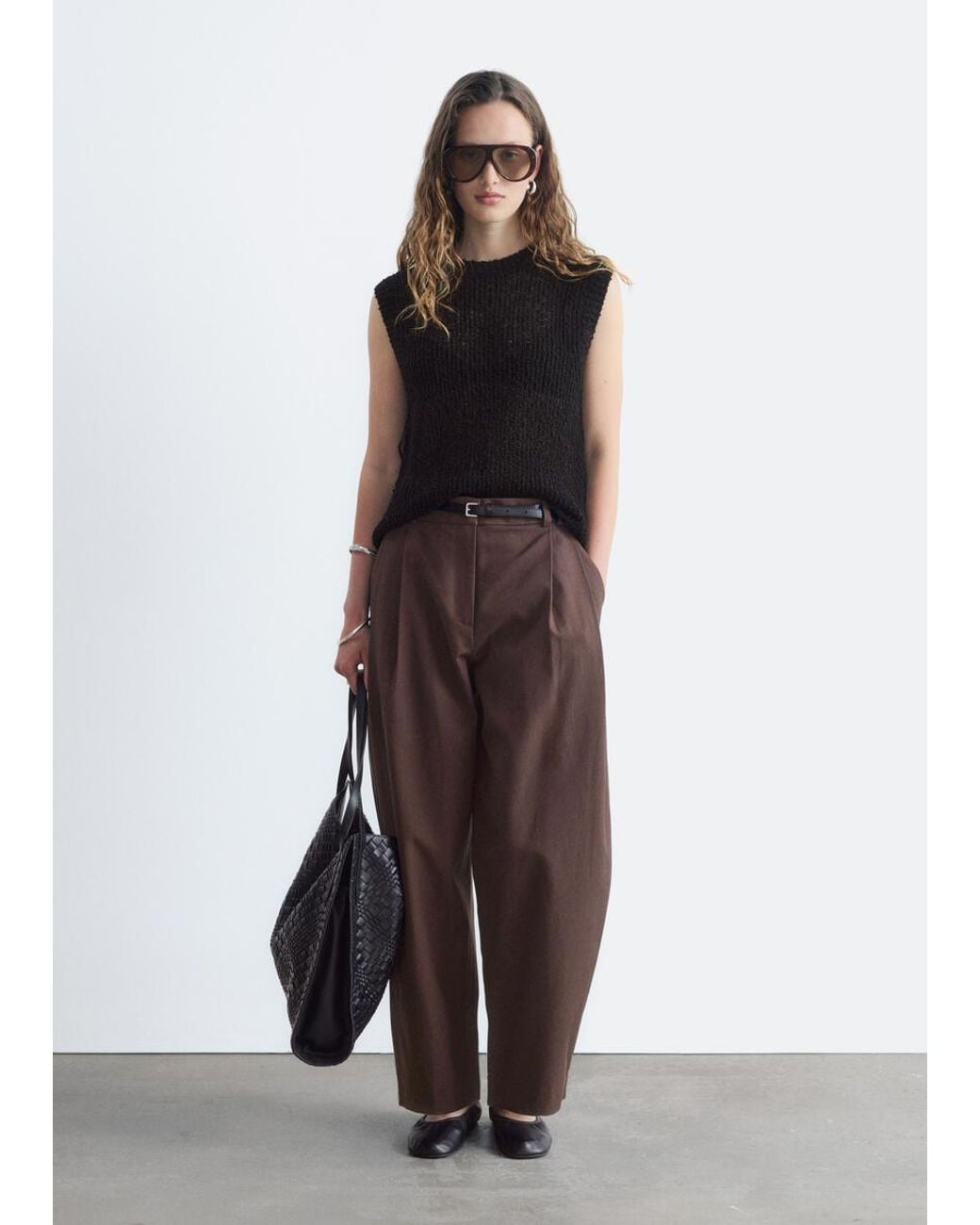 & Other Stories Brown Barrel‑Leg Cropped Trousers