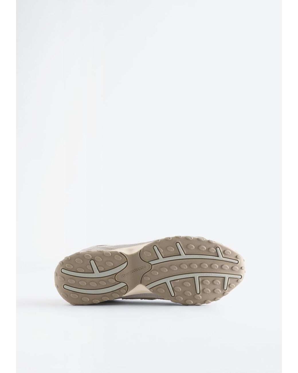 & Other Stories White New Balance 204L Sneakers