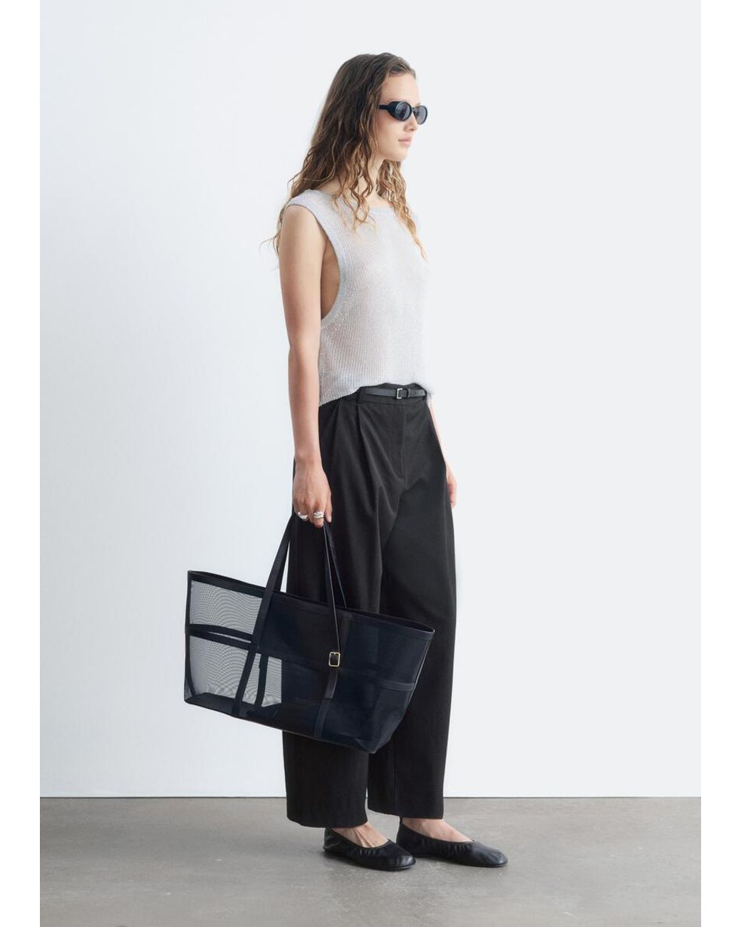 & Other Stories White Barrel‑Leg Cropped Trousers