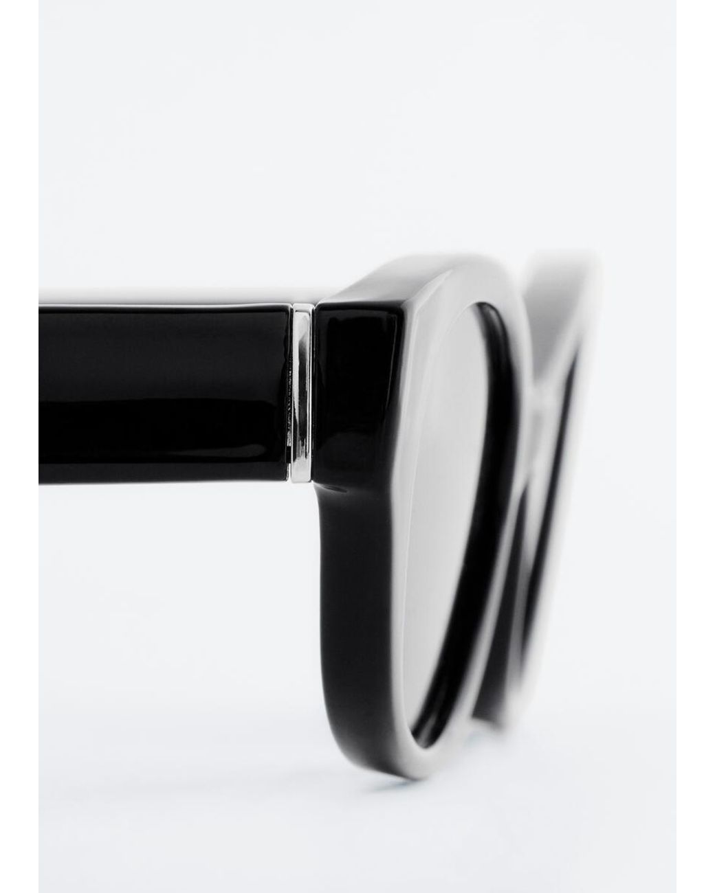 & Other Stories Black Oval Frame Sunglasses