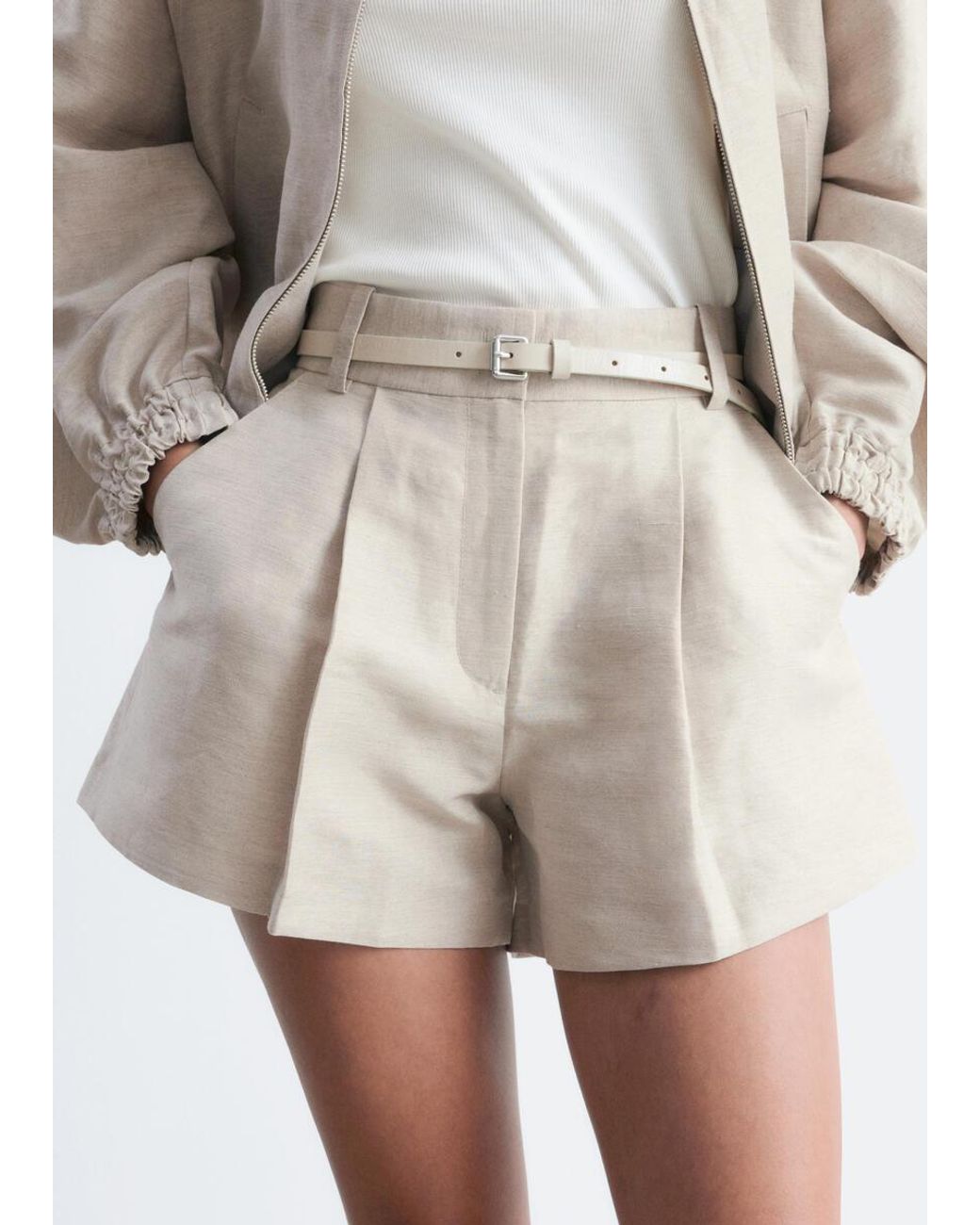 & Other Stories White Pleated Linen-Blend Shorts
